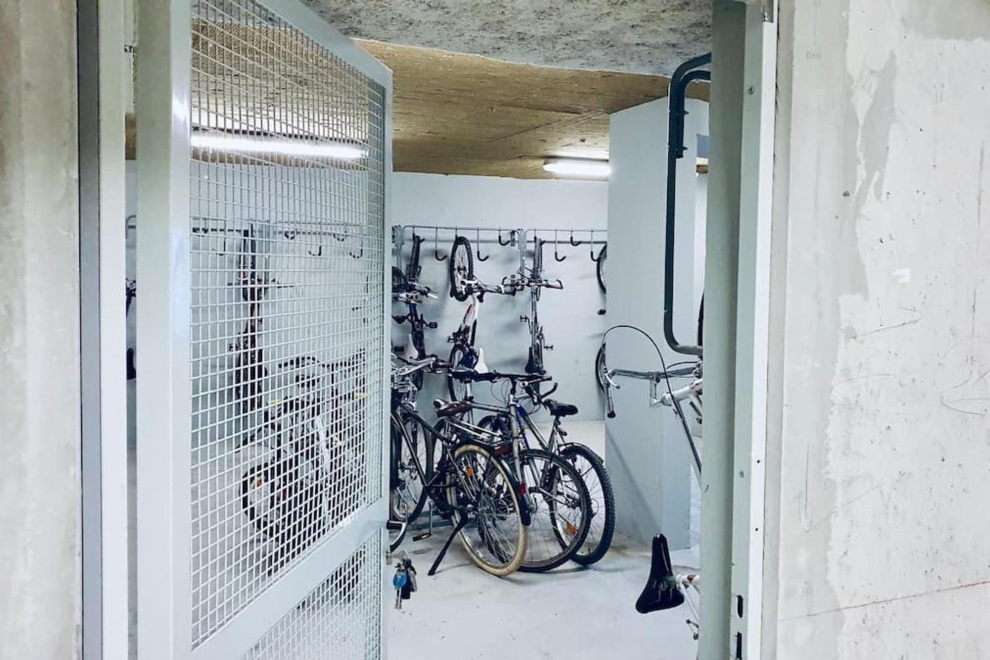 Le Tresum Joli T2 Avec Garage A 100M Du Lac Annecy Exterior photo